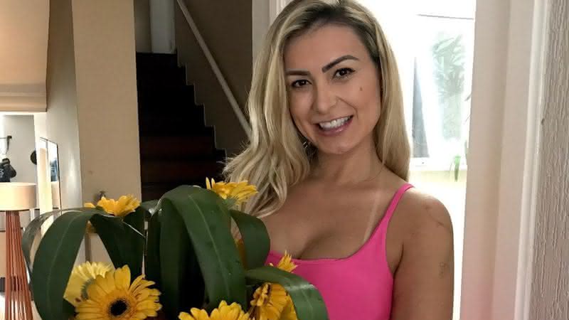 Andressa Urach faz procedimento estético - Instagram