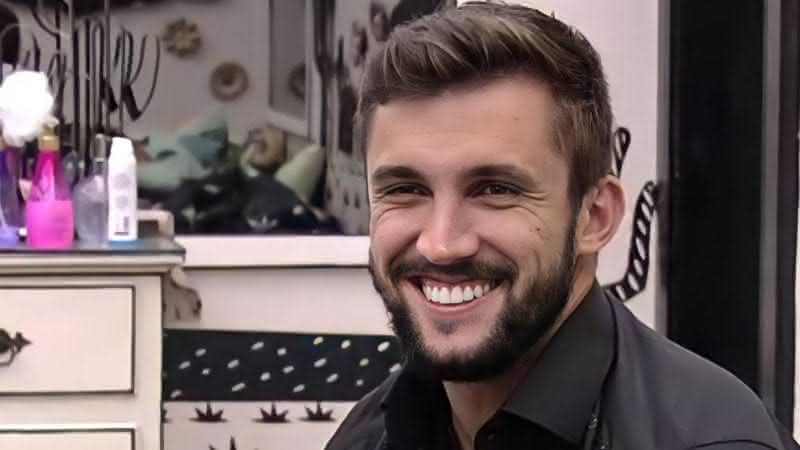 BBB21: Arthur revela que tentou flertar outra sister antes de Carla Diaz e Thaís - Instagram