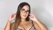 Geisy Arruda ostenta bumbum arrebitado com calcinha fio-dental - Instagram