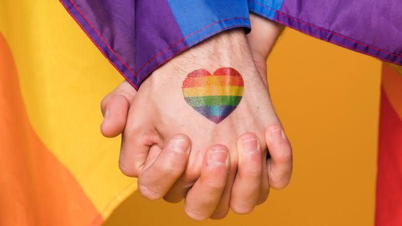 Mês do Orgulho: Advogado traz dicas para evitar a LGBTfobia no trabalho - Freepik