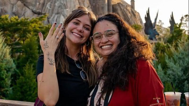 NOIVAS! Marcela McGowan e Luiza Martins ficamnoivas em viagem para os Estados Unidos - Instagram