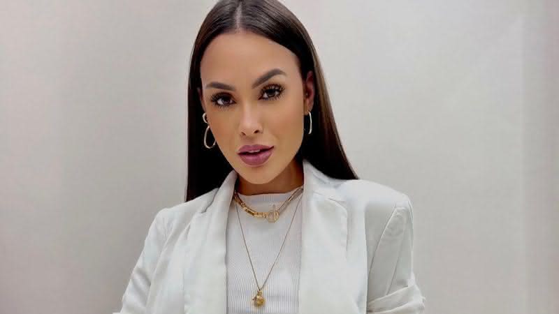 Ex-BBB Sarah Andrade é flagrada aos beijos com cantor de funk - Instagram