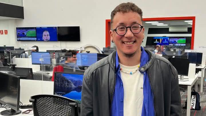 O autor é o primeiro jornalista trans da ESPN Brasil - Divulgação