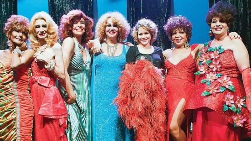 “Divinas Divas” retrata a primeira geração de artistas travestis do Brasil - Divulgação