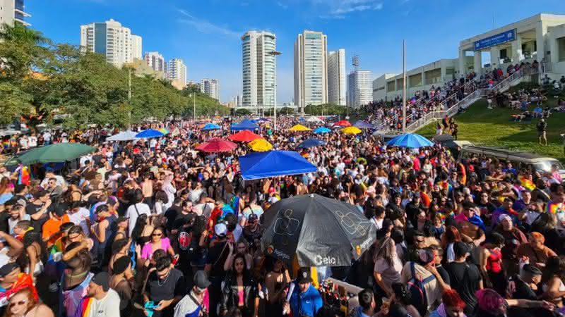 Evento será no domingo e começará ao meio-dia no estacionamento do Willie Davids - Ana Zaneti/AMLGBT