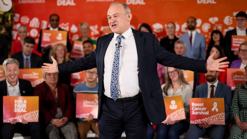 Sir Ed Davey, lançou o manifesto eleitoral de seu partido para 2024 - Reprodução