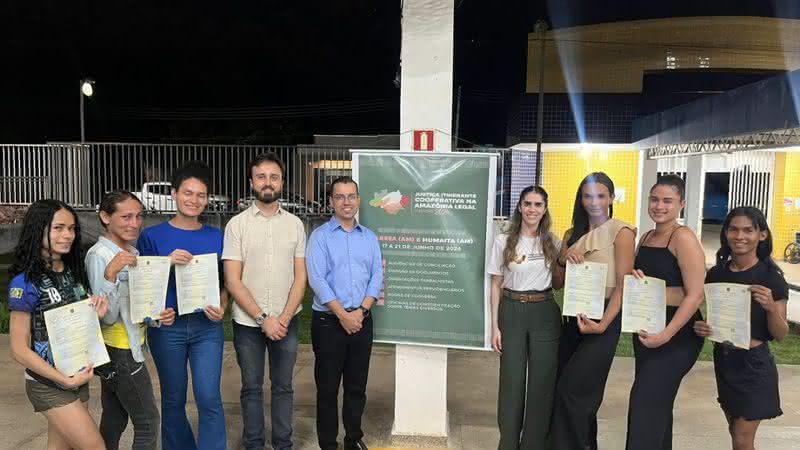 As novas cidadãs de Lábrea, Jhully, Myrella, Chloe, Damy, Nashilla e Laylla - Divulgação