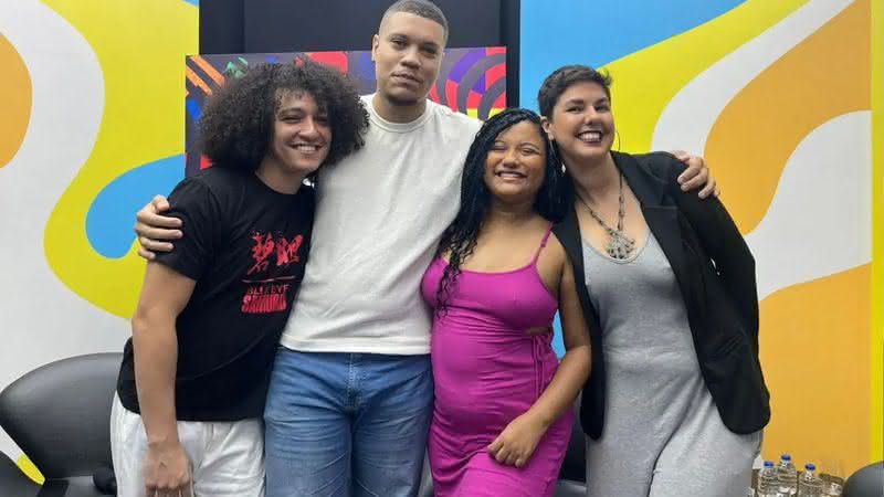 Wesley faz parte de um grupo afetivo com Cah Fernandes, Marisol Farias e Jonatas de Matos - Divulgação