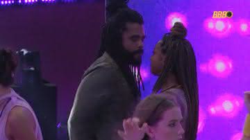 Diogo e Aline durante a festa - Reprodução / TV Globo