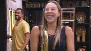 Renata e Maike flertam na madrugada desta quarta - Reprodução / TV Globo