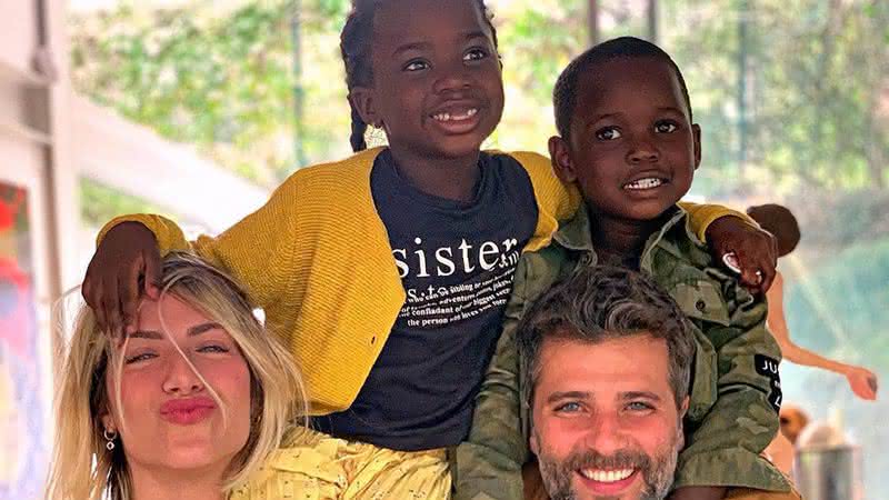 Bruno Gagliasso curte piscina com os filhos - Instagram