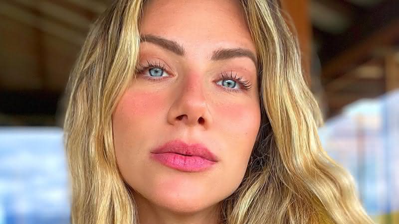 Giovanna Ewbank exibe barrigão de grávida em clique de biquini - Instagram