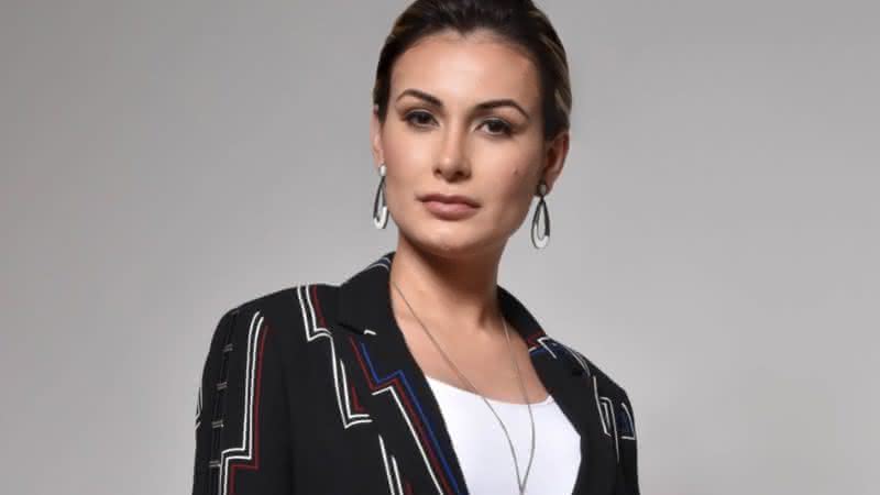 Andressa Urach diz ter sofrido lavem cerebral na igreja e detona - Reprodução/ Instagram