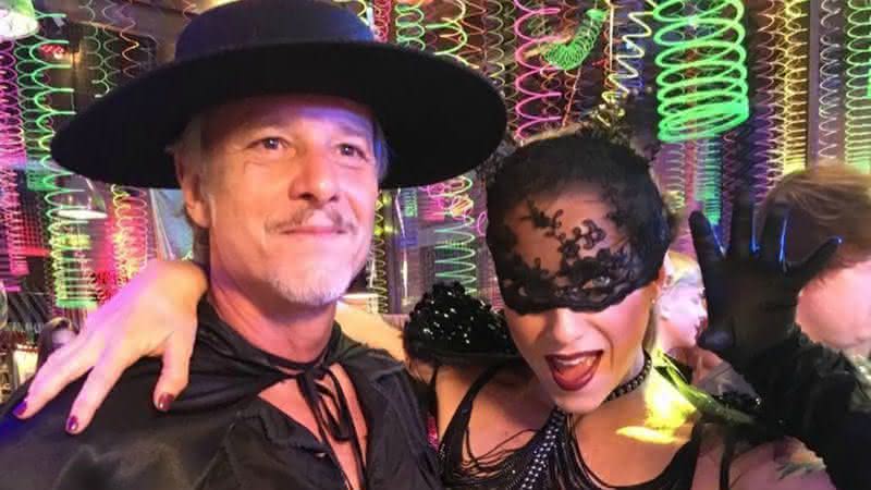 A atriz relembrou carnaval passado ao lado do ex-marido - Instagram