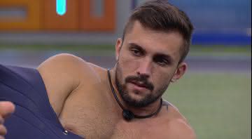 BBB21: Arthur critica atitudes de sister - Gshow