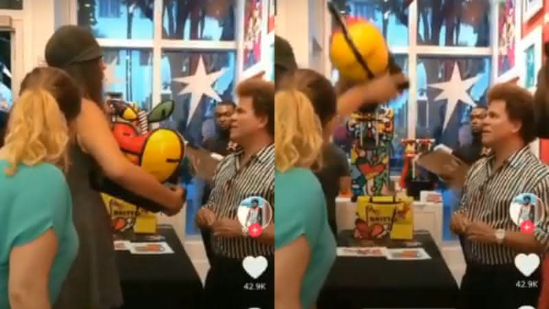 Mulher quebrou obra cara de Romero Britto - Twitter