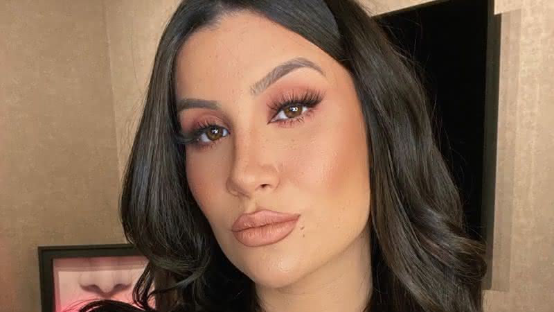 Bianca Andrade arranca suspiros de internautas ao compartilhar clique do primeiro ensaio fotográfico do filho - Instagram