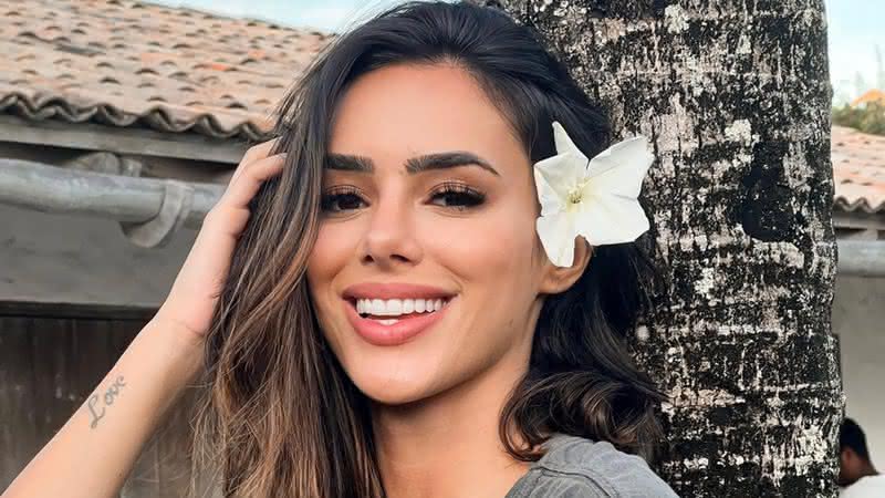 Ex de Neymar Jr., Bruna Biancardi exibe bumbum empinado com biquíni minúsculo - Instagram