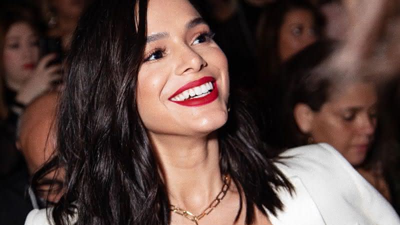 Depois da saída do Ministro da Saúde, Bruna Marquezine mostra insatisfação com o atual governo - Instagram