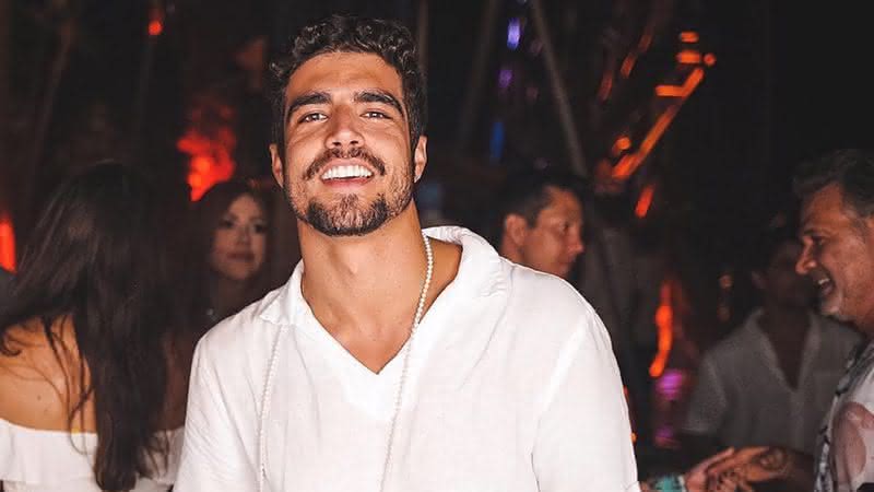 Caio Castro chama atenção em rede social com anel - Instagram