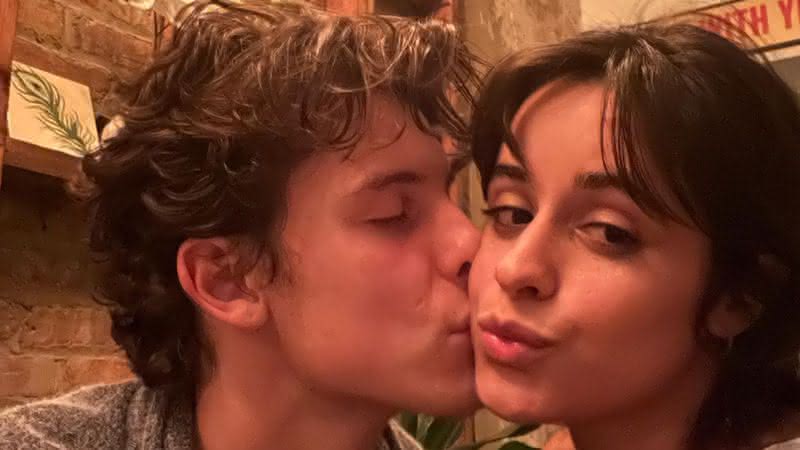 Shawn Mendes e Camila Cabello anunciam término do namoro - Instagram