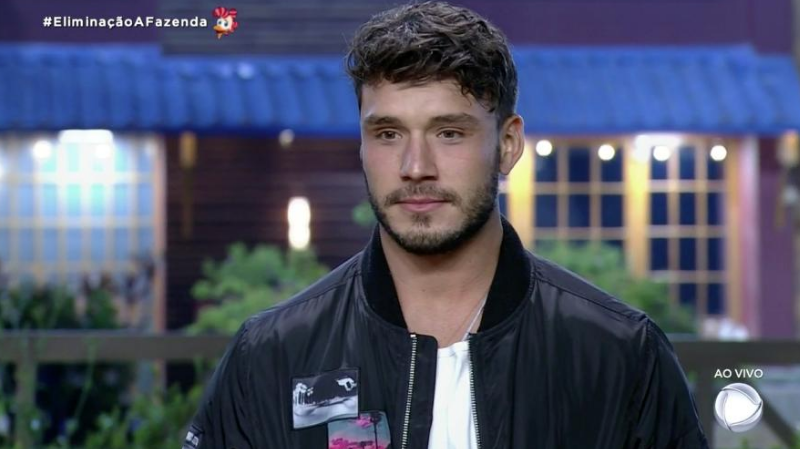 Lucas Viana celebra prêmio milionário durante o 'Hoje em Dia' - Record TV