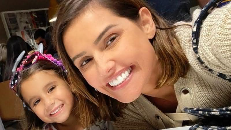 Deborah Secco mostra filha, Maria Flor, fazendo caretas e encanta seguidores - Instagram