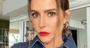 Deborah Secco aparece toda suja de tinta e brincou com os seguidores - Instagram