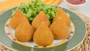 Coxinha recheada com proteína de soja (Imagem: Shutterstock)