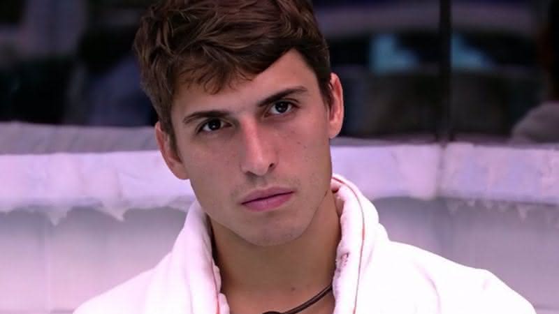 Felipe Prior confirmou que rola interferência no 'BBB' quando algum assunto passa do limite - Instagram