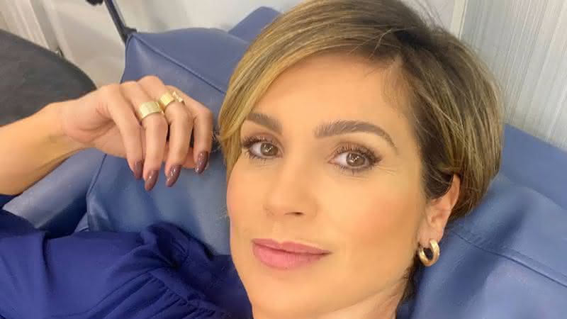 De biquíni, Flávia Alessandra ostenta corpão - Instagram