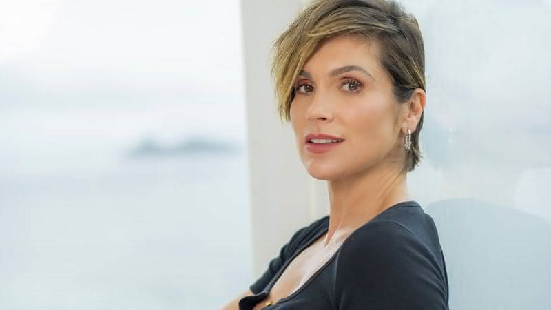 Flávia Alessandra publica clique da adolescência - Instagram