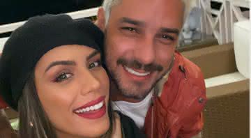 Ex-BBBs Franciele Almeida e Diego Grosi anunciaram sexo do primeiro filho - Instagram