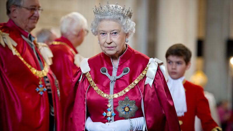 Rainha Elizabeth II deixa o Palácio de Buckingham - Getty Images