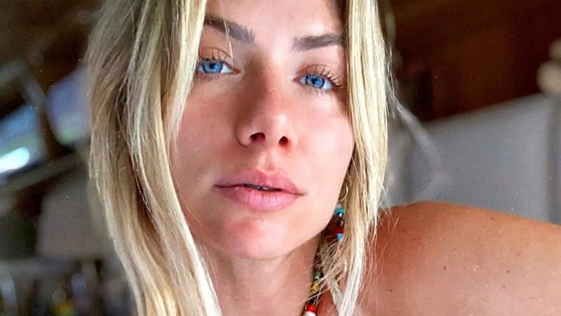 Grávida de 4 meses, Giovanna Ewbank exibe barriguinha ao posar de biquíni: "Domingando" - Instagram