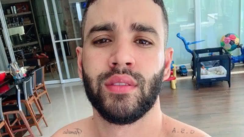 Gusttavo Lima ostenta carrão de luxo avaliado em R$1,3 milhão - Instagram