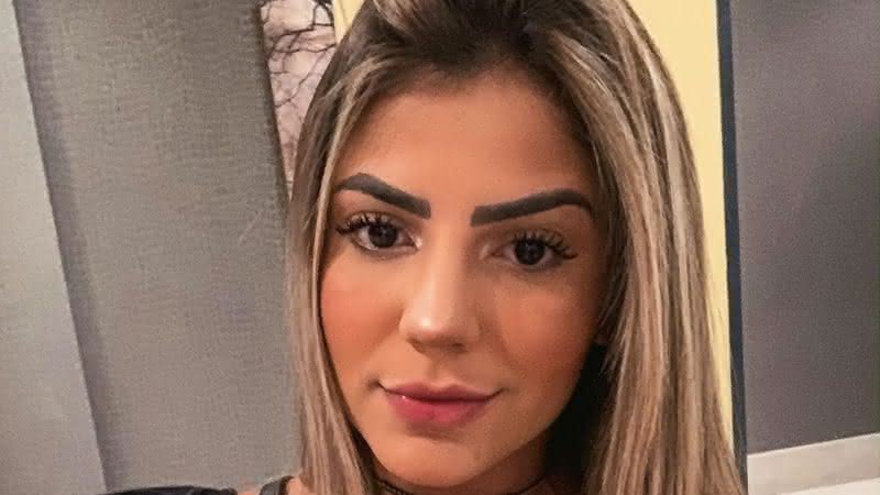 Hariany Almeida abusa do loiro e surge com o cabelo ainda mais claro - Instagram