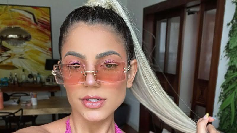 Comer ovo cru? Hariany Almeida revela hábito inusitado para desfilar no Carnaval - Instagram