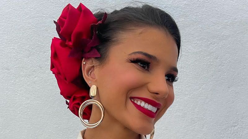 Jakelyne Oliveira aposta em modelito brilhante para festa de Carlinhos Maia - Instagram