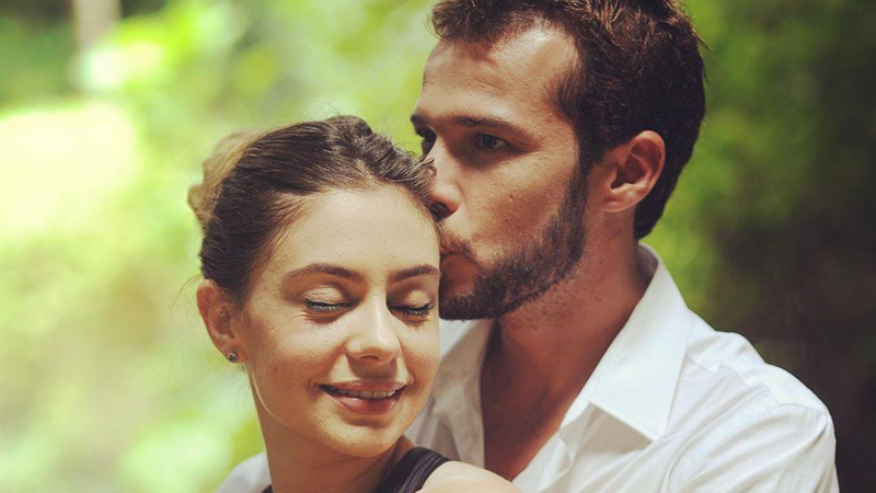 Jayme e Luiza estão juntos há oito anos, e são casados desde 2016 - Instagram