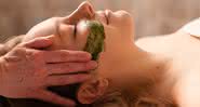 massagem facial - Shutterstock