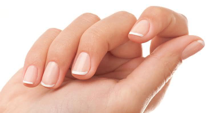 unhas abril maxima - Shutterstock