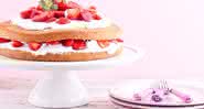 Stand cake - Shutterstock