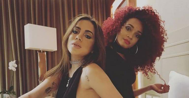 Anitta e Arielle Macedo - Reprodução/ Instagram