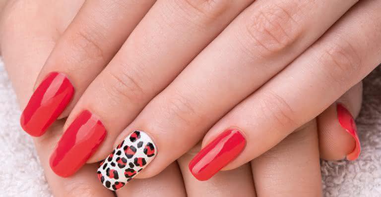 Esmalte vermelho - Reprodução/Shutterstock/Revista Ana Maria