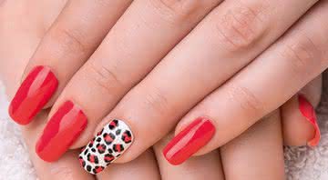 Esmalte vermelho - Reprodução/Shutterstock/Revista Ana Maria