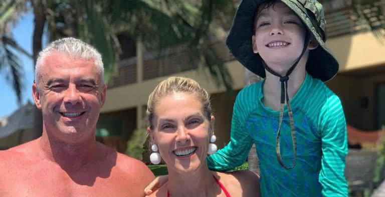 Ana Hickmann e família  - Reprodução/ Instagram 