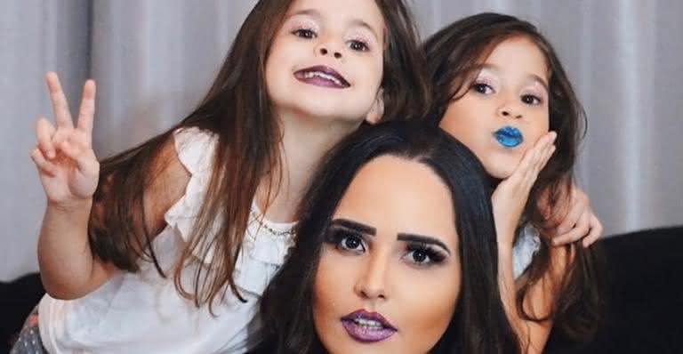 Perlla e filhas - Reprodução/Instagram