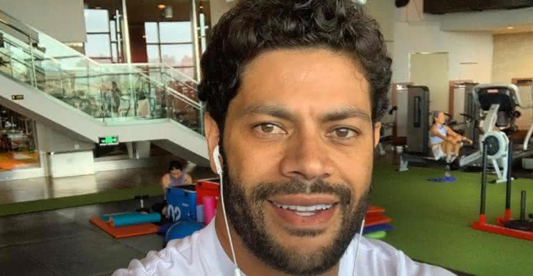 Meses antes de oficializar o casamento, jogador Hulk se separa da companheira após 12 anos juntos - Reprodução/Instagram