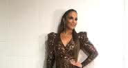 Ivete Sangalo esbanja sorrisos com look todo branco  - Reprodução/Instagram 